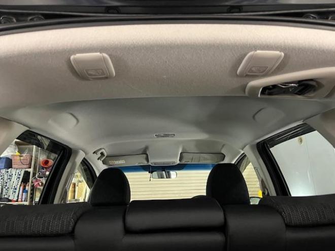 フィット１３Ｇ　Ｌパッケージ　本州仕入　ワンオーナー　寒冷地仕様　禁煙車　社外１５インチＡＷ　スタッドレスタイヤ付　純正ナビ　地デジ　バックカメラ　純正エンジンスターター　フロントガラス熱線　ミラーヒーター　アイドリングストップ 4WD 1300 5Dr