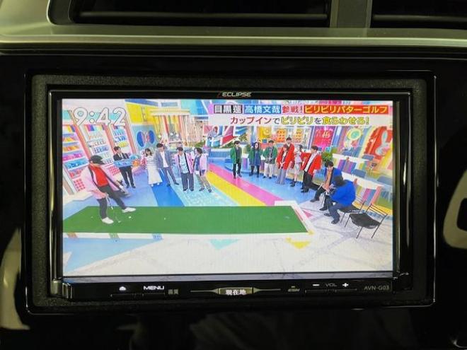 フィット１３Ｇ　Ｌパッケージ　本州仕入　ワンオーナー　寒冷地仕様　禁煙車　社外１５インチＡＷ　スタッドレスタイヤ付　純正ナビ　地デジ　バックカメラ　純正エンジンスターター　フロントガラス熱線　ミラーヒーター　アイドリングストップ 4WD 1300 5Dr