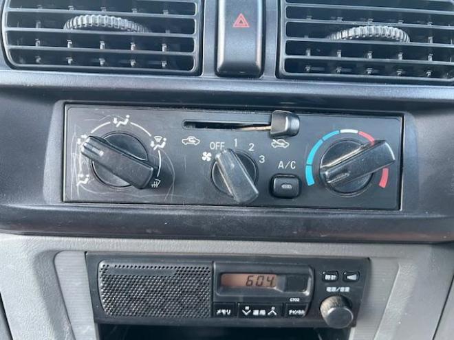 ミニキャブVタイプエアコン付 4WD 660 2Dr