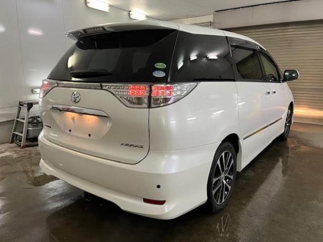 エスティマアエラス　プレミアムエディション　本州仕入　寒冷地仕様　禁煙車　パワーバックドア　両側パワースライドドア　純正ブラックハーフレザーシート　純正１８インチＡＷ　社外１８ＡＷ＋スタッドレスタイヤ付　前後コーナーセンサー　フロントガラス熱線 4WD 2400 5Dr