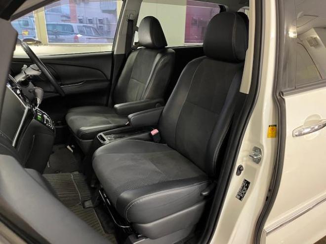 エスティマアエラス　プレミアムエディション　本州仕入　寒冷地仕様　禁煙車　パワーバックドア　両側パワースライドドア　純正ブラックハーフレザーシート　純正１８インチＡＷ　社外１８ＡＷ＋スタッドレスタイヤ付　前後コーナーセンサー　フロントガラス熱線 4WD 2400 5Dr