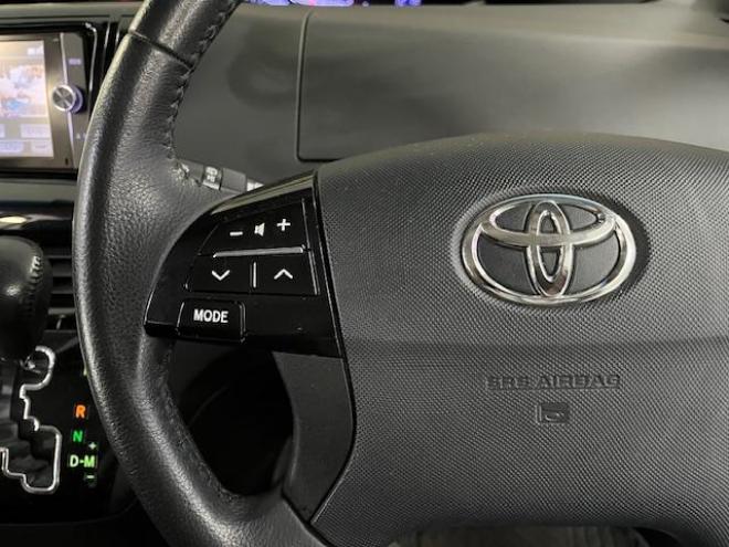 エスティマアエラス　プレミアムエディション　本州仕入　寒冷地仕様　禁煙車　パワーバックドア　両側パワースライドドア　純正ブラックハーフレザーシート　純正１８インチＡＷ　社外１８ＡＷ＋スタッドレスタイヤ付　前後コーナーセンサー　フロントガラス熱線 4WD 2400 5Dr