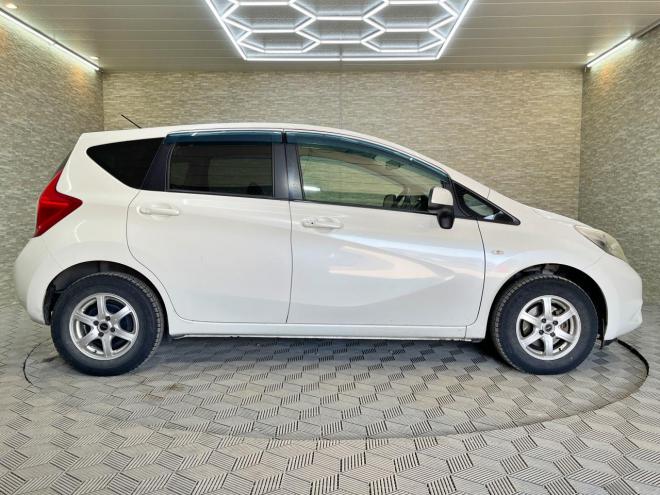 ノート1.2X FOUR 4WD 5年保証 スマキー ナビTV Bカメ ドラレコ 自社認証工場 車検整備2年付 修復歴無 寒冷地仕様 禁煙