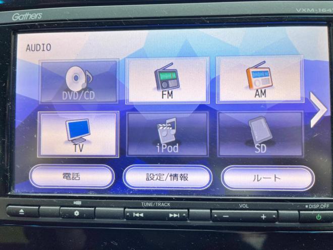 フィット1.5ハイブリッドF PKG コンフォートED 4WD 5年保証 スマキー ナビTV Bカメ ETC 夏冬タイヤ 自社認証工場 車検整備2年付 修復歴無 寒冷地仕様 禁煙