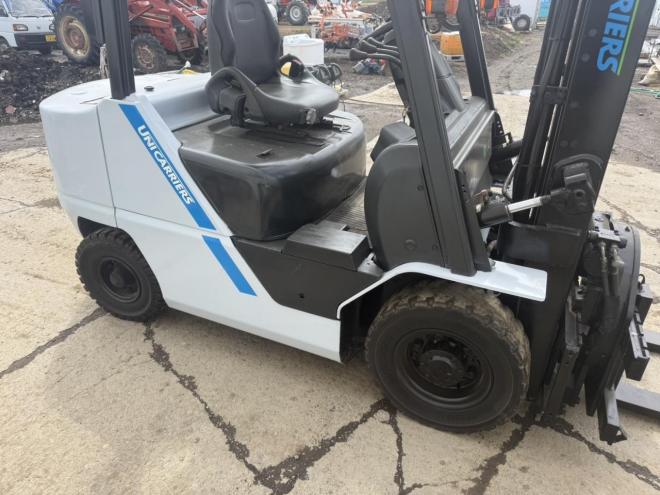 フォークリフトユニキャリア FHD25T15 2.5トンディーゼル 回転リフト