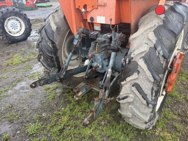 トラクタークボタ M7950DT 79馬力 フロントローダー付き 4WD
