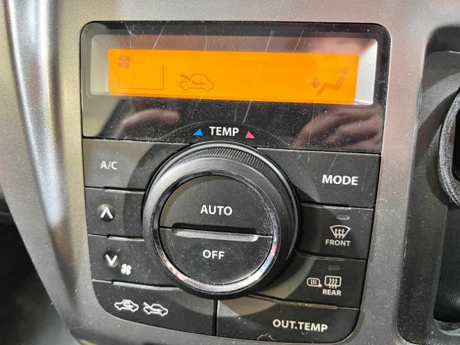 ハスラーJスタイル 4WD 5年保証 スマキー ナビTV 夏冬タイヤ 自社認証工場 車検整備2年付 寒冷地仕様 禁煙