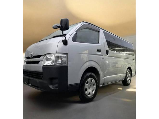 ハイエースバン4型ハイエースDXディーゼルターボ  本州車寒冷地仕様 ナビTVバックカメラ 両側スライドドア リアヒーター  車検新規 12ヶ月点検整備済 保証付！ 4WD 3000 5Dr