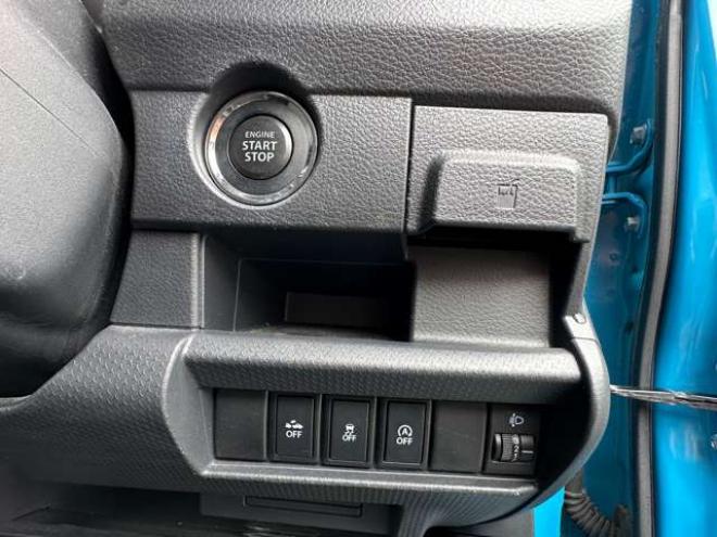 ハスラーG 4WD　プッシュスタート　シートヒーター　ヒルディセントコントロール　横滑り防止装置　衝突軽減ブレーキ　アイドリングストップ　社外CDオーディオ　純正アルミホイール夏　スマートキー 660