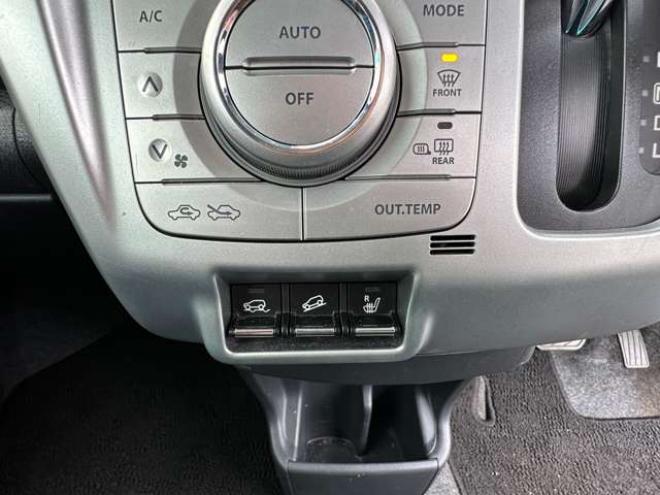 ハスラーG 4WD　プッシュスタート　シートヒーター　ヒルディセントコントロール　横滑り防止装置　衝突軽減ブレーキ　アイドリングストップ　社外CDオーディオ　純正アルミホイール夏　スマートキー 660