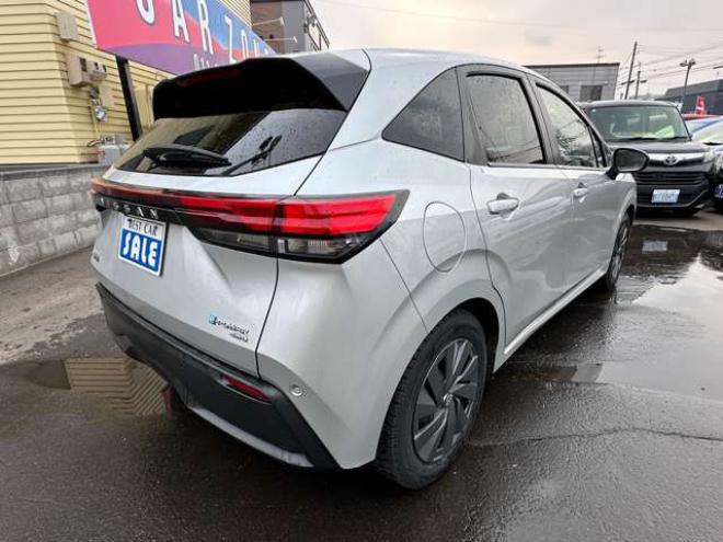 ノート1.2 S FOUR 4WD　ナビ　Bluetooth　オートホールド　アイドリングストップ　USB　スチールホイール冬　レーンキープアシスト　横滑り防止装置　コーナーセンサー　シートヒーター 1200
