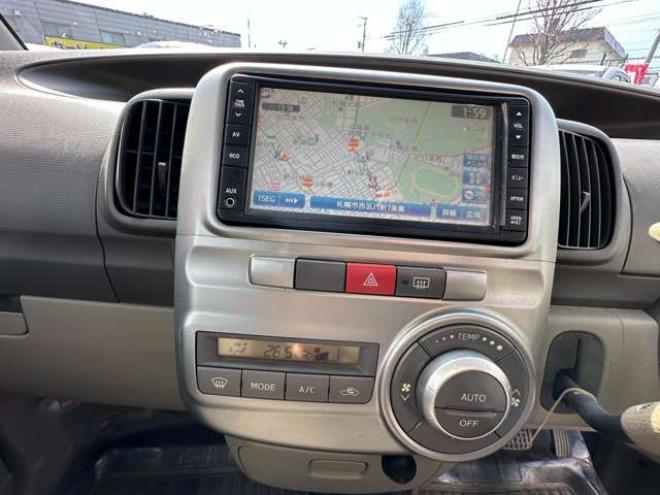 タントX リミテッド 4WD　片側パワースライドドア　ナビ　ワンセグ　エコアイドル　バックモニター　インテリキー　スチールホイール冬 660