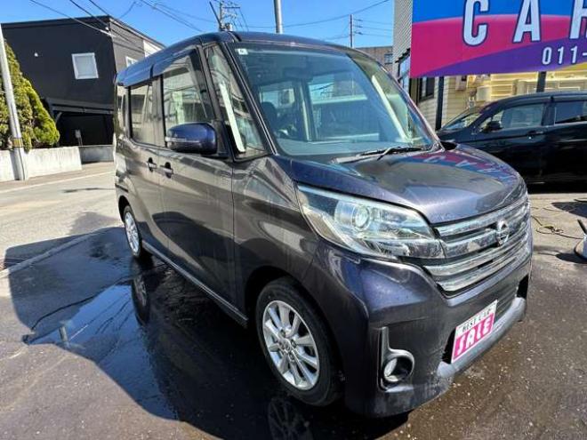 デイズルークスハイウェイスターX 4WD　片側パワースライドドア　SDナビ　地デジ　運転席シートヒーター　アイドリングストップ　アラウンドビューモニター　バックモニター　純正アルミホイール夏　プッシュスタート　インテリジェントキー 660