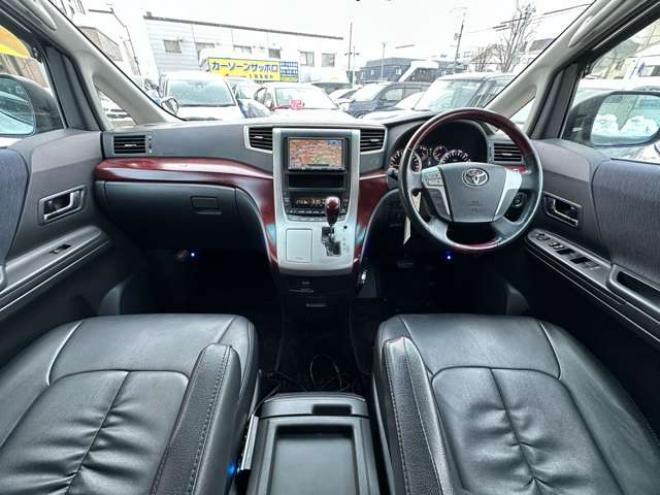 ヴェルファイア2.4 Z 4WD　両側パワースライドドア　ナビ　バックカメラ　ETC　純正アルミホイール夏　コーナーセンサー　横滑り防止装置　プッシュスタート 2400