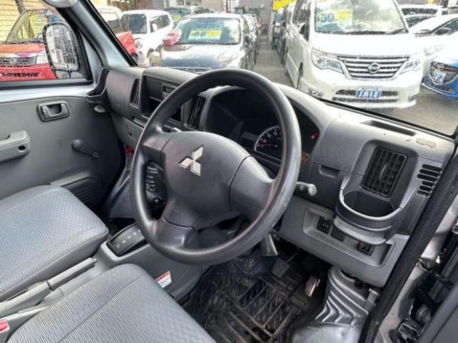 ミニキャブバン CD ハイルーフ 4WD　4WD切替スイッチ　FM/AMラジオ 660