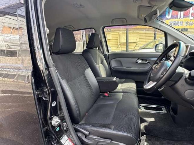 ムーヴカスタム RS ハイパー SAII 4WD　純正ナビ　Bluetooth　フルセグTV　バックカッメラ　衝突軽減ブレーキ　横滑り防止装置　プッシュスタート　純正アルミホイール夏 660