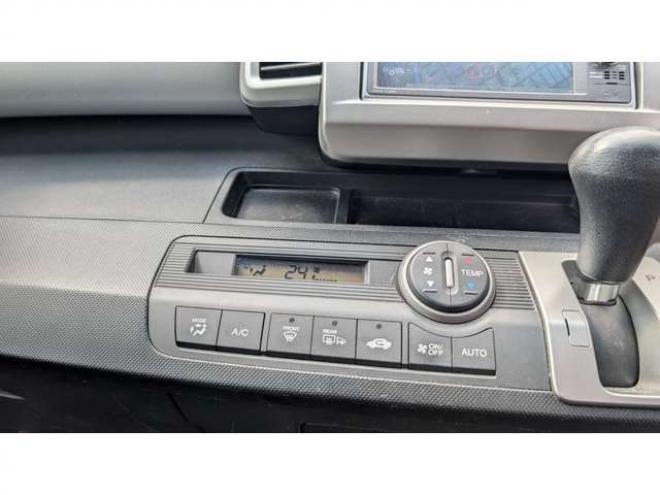 フリード1.5 G ジャストセレクション 4WD　 1500