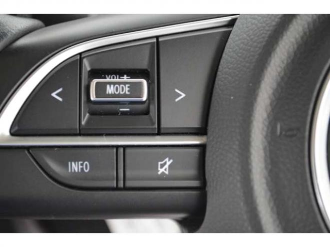 ジムニーXC 4WD　ワンオーナー4WDターボセーフティサポート搭載8インチナビTVバックカメラLEDライトクルーズコントロール 660