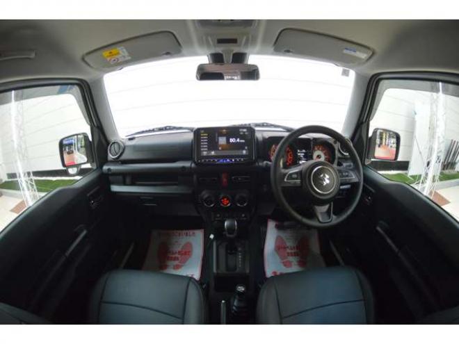 ジムニーXC 4WD　ワンオーナー車F5速マニュアル4WDターボセーフティサポート搭載アイドリングストップ横滑り防止装置11インチディスプレイオーディオハイビームアシストLEDライトクルーズコントロール 660
