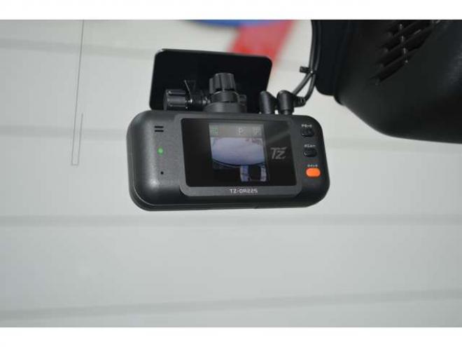 エブリィワゴン PZターボスペシャル 4WD　ワンオーナー車4WDターボセーフティサポート搭載アイドリングストップ横滑り防止装置8インチナビTVバックカメラ両側オートスライドドアオートステップリアパーキングセンサーハイビームアシストLED 660