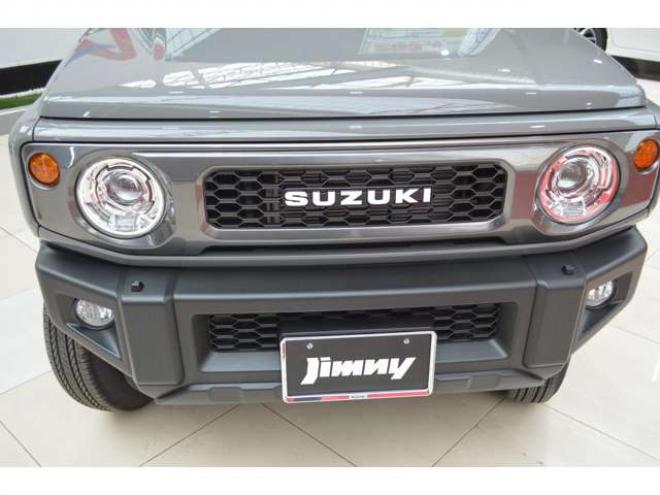 ジムニーXC 4WD　ワンオーナー車4WDターボ横滑り防止装置セーフティサポート搭載アイドリングストップ横滑り防止装置クルーズコントロールハイビームアシストLEDライト 登録済未使用車 660