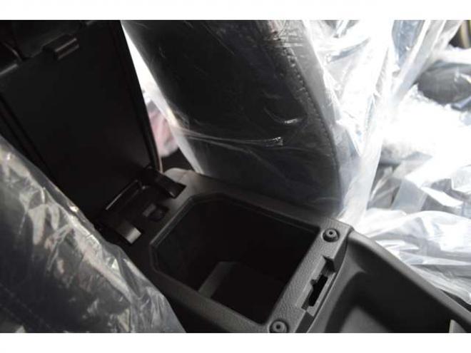 フロンクス1.5 4WD　ワンオーナー車ハイブリット4WDセーフティサポート搭載4WDスズキコネクト対応通信機装着車アダプティブクルーズコントロール全方位モニター付き9インチナビTVバックカメラハイビームアシストLEDライト 1500