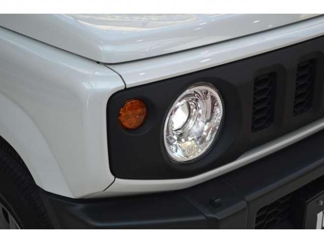 ジムニーXC 4WD　ワンオーナー車4WDターボ横滑り防止装置セーフティサポート搭載アイドリングストップ横滑り防止装置クルーズコントロール11インチディスプレイオーディオハイビームアシストLEDライト 660