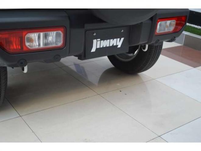 ジムニーXC 4WD　ワンオーナー車4WDターボ横滑り防止装置セーフティサポート搭載アイドリングストップ横滑り防止装置クルーズコントロール11インチディスプレイオーディオハイビームアシストLEDライト 660