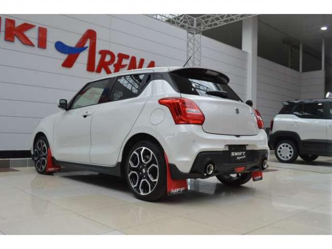 スイフトスポーツ 1.4　ワンオーナー車6速マニュアルFFターボセーフティサポート搭載ハイビームアシストLEDアダプティブクルーズコントロール横滑り防止装置ETCマッドフラップCDシートヒーター後退時ブレーキサポート 4WD 1400
