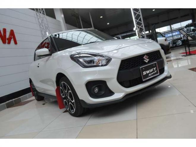 スイフトスポーツ 1.4　ワンオーナー車6速マニュアルFFターボセーフティサポート搭載ハイビームアシストLEDアダプティブクルーズコントロール横滑り防止装置ETCマッドフラップCDシートヒーター後退時ブレーキサポート 4WD 1400