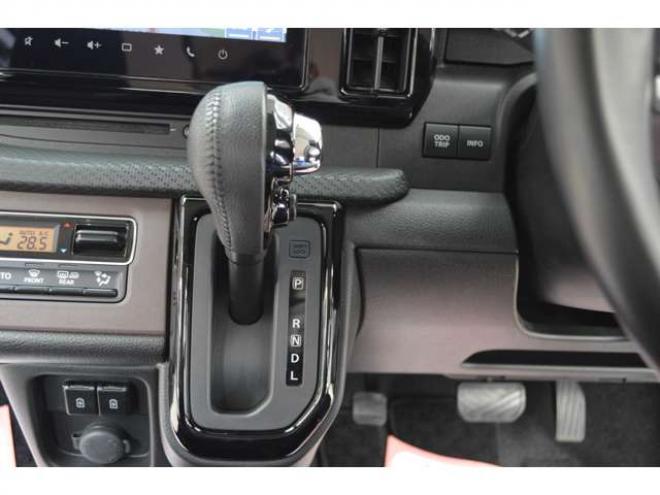 ソリオ1.2 バンディット ハイブリッド MV 4WD　ワンオーナーハイブリット車セーフティサポート搭載アイドリングストップ横滑り防止装置アダプティブクルーズコントロール全方位モニター付9インチナビTVバックカメラ両側オートスライドドアLEDライトETC 1200