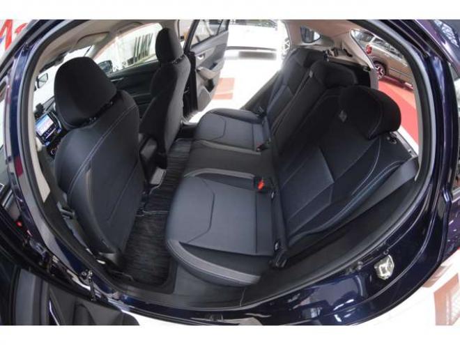 インプレッサスポーツ 2.0 i-L アイサイト 4WD　ワンオーナー車4WDパドルシフトアイサイトアイドリングストップ横滑り防止装置レーダークルーズコントロール純正8インチナビTVバックカメラブラインドスポットモニター前後ドラレコETCパーキングセンサーLEDライト 2000