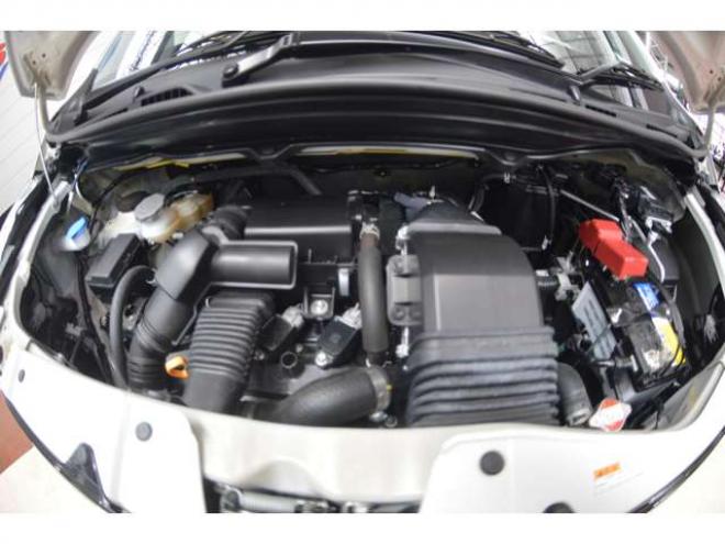 ワゴンRスティングレー ハイブリッド T 4WD　ワンオーナー車ハイブリッド4WDターボセーフティサポート搭載アイドリングストップパドルシフトLEDライトアダプティブクルーズコントロール横滑り防止装置ヘッドアップディスプレイ 660