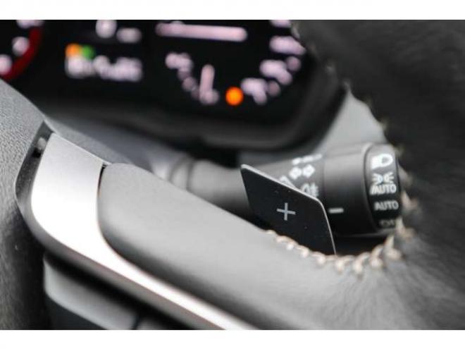 インプレッサハッチバック 2.0 ST 4WD　11.6インチディスプレイナビ　マルチビューカメラ　ETC　シートヒーター　電動パーキングブレーキ　パドルシフト 2000