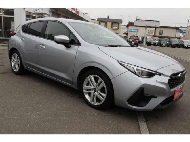 インプレッサハッチバック 2.0 ST 4WD　11.6インチディスプレイナビ　マルチビューカメラ　ETC　シートヒーター　電動パーキングブレーキ　パドルシフト 2000