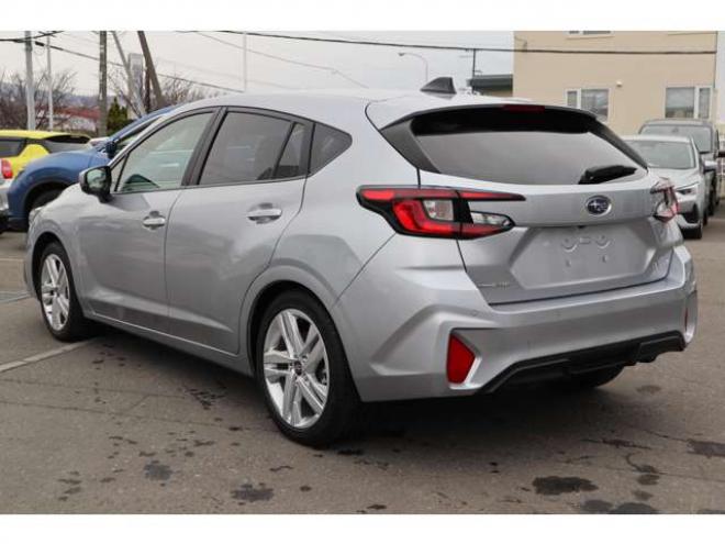 インプレッサハッチバック 2.0 ST 4WD　11.6インチディスプレイナビ　マルチビューカメラ　ETC　シートヒーター　電動パーキングブレーキ　パドルシフト 2000