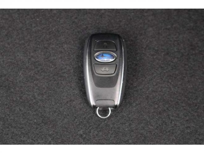 インプレッサハッチバック 2.0 ST 4WD　11.6インチディスプレイナビ　マルチビューカメラ　ETC　シートヒーター　電動パーキングブレーキ　パドルシフト 2000