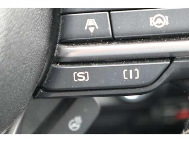 インプレッサハッチバック 2.0 ST 4WD　11.6インチディスプレイナビ　マルチビューカメラ　ETC　シートヒーター　電動パーキングブレーキ　パドルシフト 2000