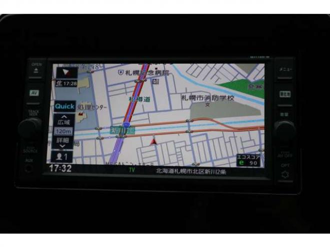 セレナ2.0 ハイウェイスター 4WD　純正フルセグナビ　アラウンドビューカメラ　両側電動スライドドア　ハンズフリーオートスライドドア　インテリジェントパーキングアシスト　クルーズコントロール 2000
