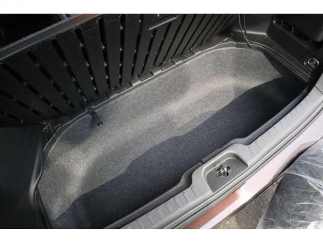 セレナ2.0 ハイウェイスター 4WD　純正フルセグナビ　アラウンドビューカメラ　両側電動スライドドア　ハンズフリーオートスライドドア　インテリジェントパーキングアシスト　クルーズコントロール 2000