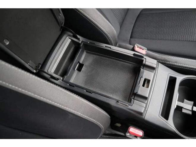 インプレッサスポーツ 2.0 i-L アイサイト 4WD　純正ダイヤトーンナビ　バックカメラ　ETC　ドライブレコーダー　電動パーキングブレーキ　ヘッドライトウォッシャー　ミラーヒーター　アダプティブクルーズコントロール 2000