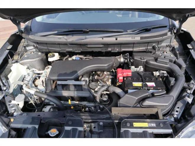 エクストレイル2.0 20X 2列車 4WD　社外ナビ　バックカメラ　電動バックドア　ハンズフリー　LEDヘッドライト　ヒルディセントコントロール 2000