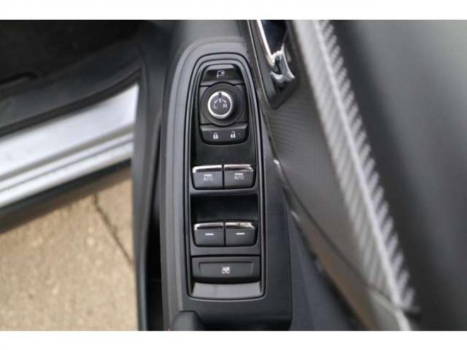 XV2.0e-L アイサイト 4WD　純正フルセグナビ　バックカメラ　ETC　電動パーキングブレーキ　オートビークルホールド　アダプティブクルーズコントロール 2000