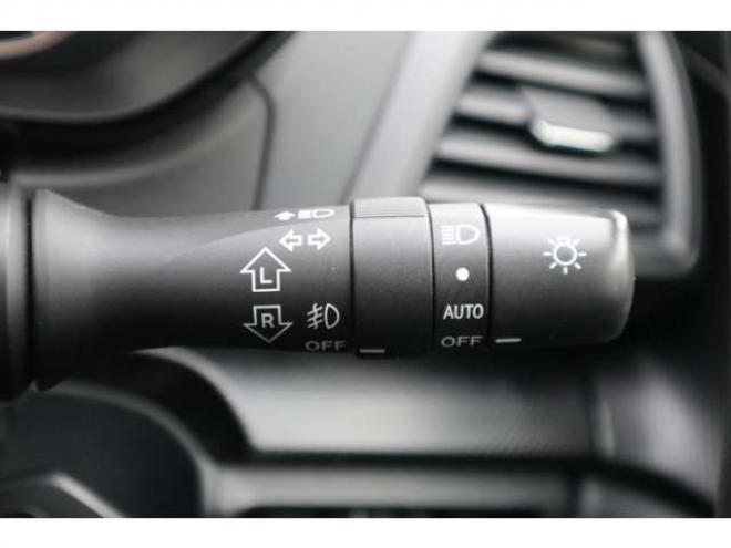 インプレッサスポーツ 1.6 i-L アイサイト 4WD　社外ナビ　ETC　電動パーキングブレーキ　オートビークルホールド　パドルシフト　アダプティブクルーズコントロール　アイサイト 1600