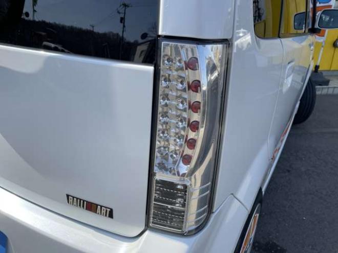 eKスポーツR 4WD　1年走行距離無制限保証/ターボ/47000キロ/Bluetooth/ナビ・TV/アルミホイール付き夏タイヤ装着/純正アルミホイール付き冬タイヤVRX2付き/HIDヘッドライト/フォグライト/キーレス/車検R9年5月/法定整備/修復歴無し 660