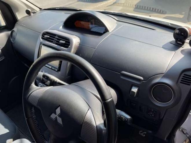 eKスポーツR 4WD　1年走行距離無制限保証/ターボ/47000キロ/Bluetooth/ナビ・TV/アルミホイール付き夏タイヤ装着/純正アルミホイール付き冬タイヤVRX2付き/HIDヘッドライト/フォグライト/キーレス/車検R9年5月/法定整備/修復歴無し 660
