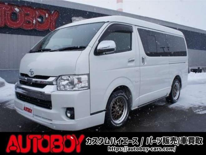 ハイエース2.7 GL ロング ミドルルーフ 4WD　ワンオーナー　ケンウッド9インチナビTV　Bカメラ　フリップダウンモニター　ワークエクストラップ17インチAW　415コブラフロントスポイラー　ベッドキット　LEDヘッドライト　スマキー　AC100V 2700