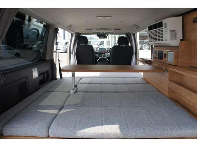 ハイエースバン2.8 スーパーGL ロング ディーゼルターボ 4WD　キャンパー鹿児島製　CKワイルダー　車中泊仕様　REVOシート　室内用エアコン　ベバストFFヒーター　走行充電　サブバッテリー　外部電源　オリジナルベッド　電動開閉バックドア　415SAFARI丸目キット 2800