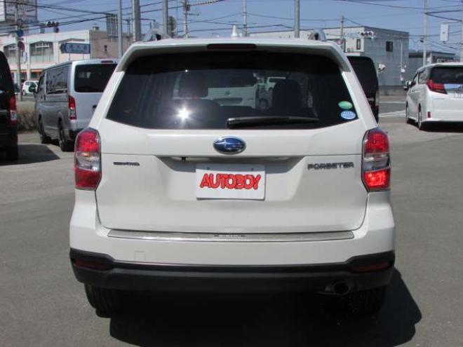 フォレスター2.0 S リミテッド 4WD　アイサイト/アイドリングストップ/シートヒーター/社外ナビ/フルセグ/バックカメラ/フリップダウンモニター/ETC/レーダークルーズコントロール 2000