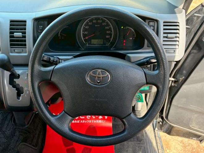 ハイエースコミューター 2.5 GL ディーゼルターボ 4WD　社外アルミ　パワステ　パワーウィンドウ　キーレスエントリー　ETC　ドライブレコーダー　片側電動スライドドア　後席モニタ　TV　ナビ　バックカメラ　エアコン　ABS　横滑り防止装置　全塗装済 2500